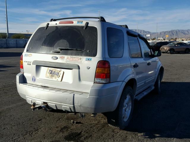 1FMCU93187KB80672 - 2007 FORD ESCAPE XLT SILVER photo 4