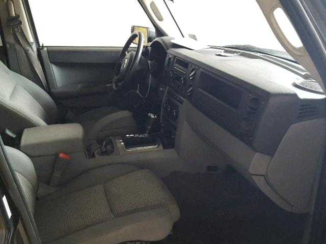 1J8HG48K47C545471 - 2007 JEEP COMMANDER BLACK photo 5