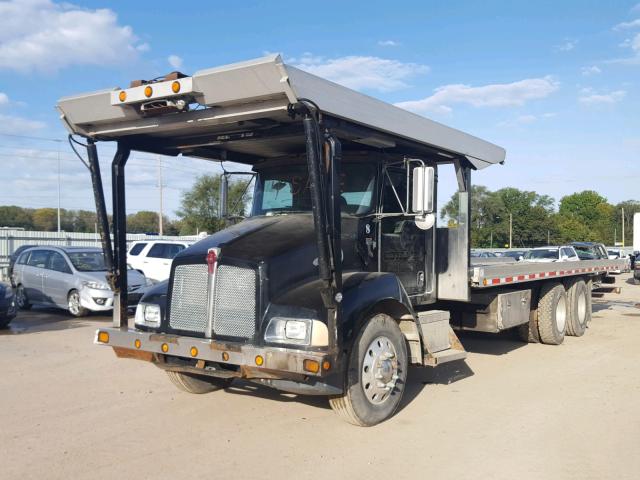 2NKMHN7X38M218277 - 2008 KENWORTH CONSTRUCTI BLACK photo 2