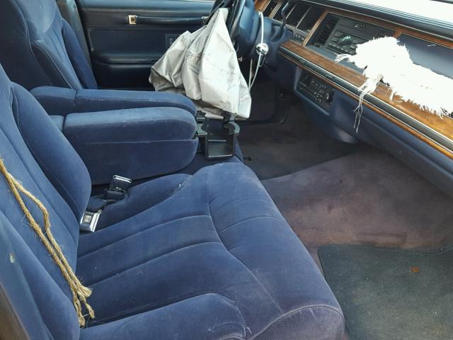 1LNLM82W8RY680449 - 1994 LINCOLN TOWN CAR S BEIGE photo 5