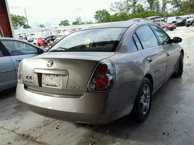 1N4AL11D05C182006 - 2005 NISSAN ALTIMA S BROWN photo 4