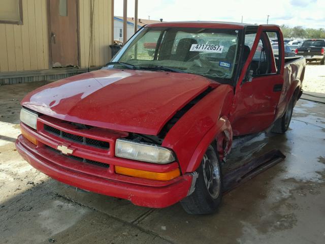 1GCCS14W718100904 - 2001 CHEVROLET S TRUCK S1 RED photo 2