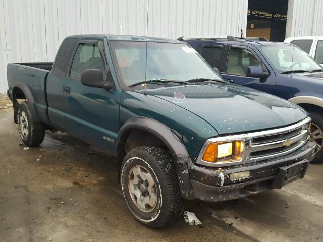 1GCCT19WXV8128904 - 1997 CHEVROLET S TRUCK S1 GREEN photo 1