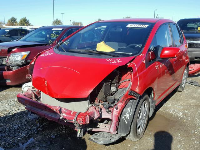 JHMGE8H35DC025329 - 2013 HONDA FIT RED photo 2