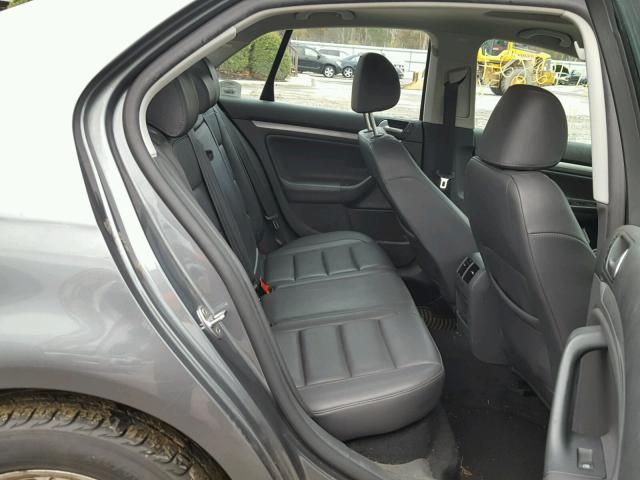 3VWRZ71KX8M157823 - 2008 VOLKSWAGEN JETTA SE 灰色 照片 6