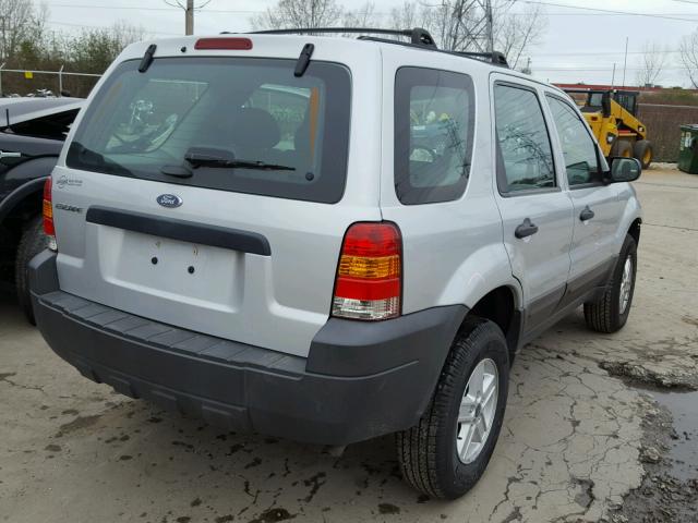 1FMYU02Z57KA28342 - 2007 FORD ESCAPE XLS SILVER photo 4