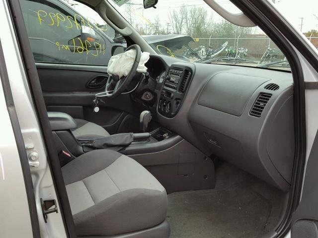 1FMYU02Z57KA28342 - 2007 FORD ESCAPE XLS SILVER photo 5