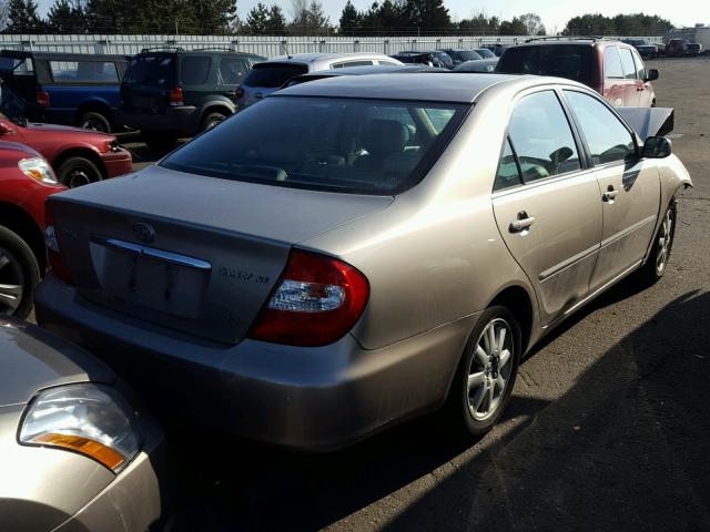 4T1BF30K72U506197 - 2002 TOYOTA CAMRY LE TAN photo 4