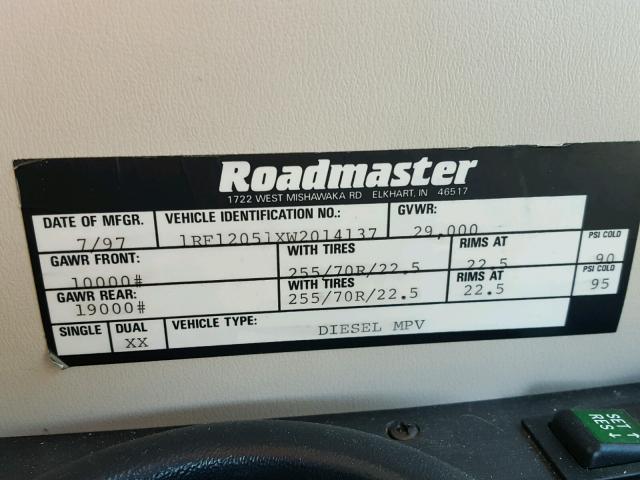 1RF12051XW2014137 - 1998 ROADMASTER RAIL DYANASTER WHITE photo 10