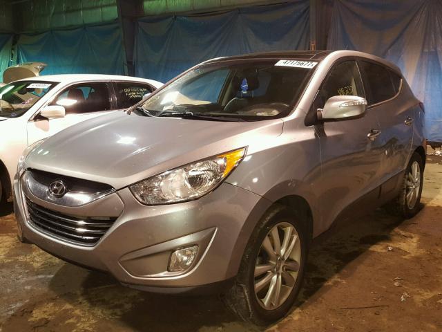 KM8JU3AC1CU343511 - 2012 HYUNDAI TUCSON GLS GRAY photo 2