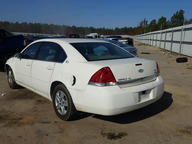 2G1WB55K379132898 - 2007 CHEVROLET IMPALA LS WHITE photo 3