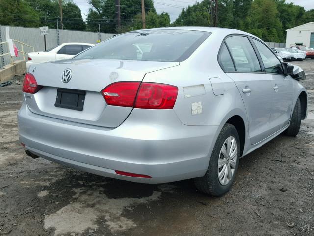 3VW2K7AJ5DM391116 - 2013 VOLKSWAGEN JETTA BASE SILVER photo 4