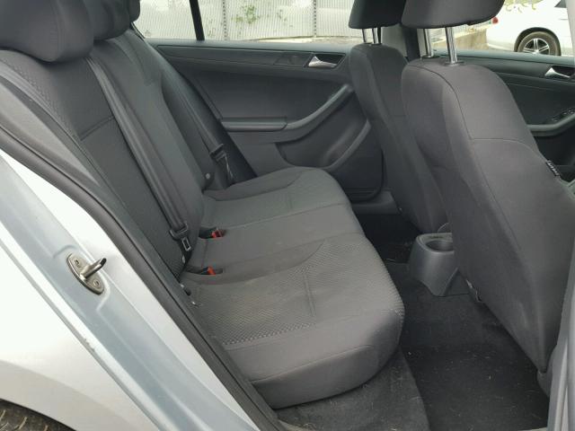 3VW2K7AJ5DM391116 - 2013 VOLKSWAGEN JETTA BASE SILVER photo 6