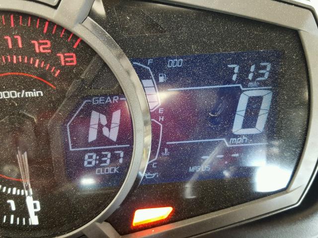 JKAEXEJ12HDA00301 - 2017 KAWASAKI EX650 J თეთრი ფოტო 8