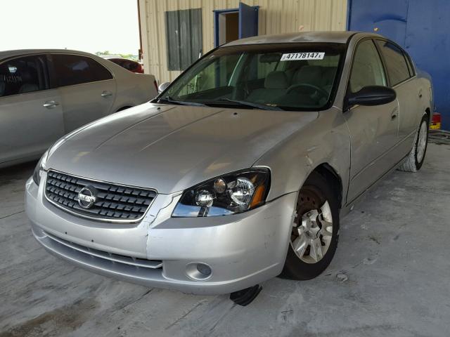 1N4AL11D55C109794 - 2005 NISSAN ALTIMA S SILVER photo 2