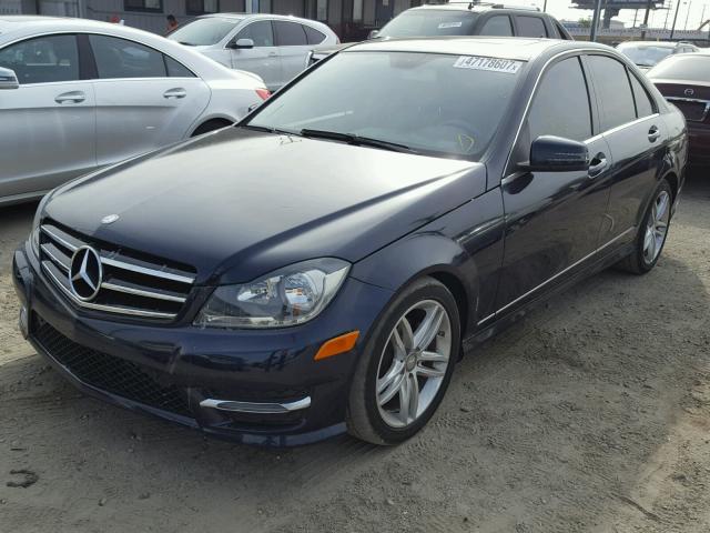 WDDGF4HB5EA968113 - 2014 MERCEDES-BENZ C 250 BLUE photo 2