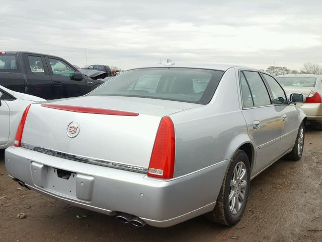 1G6KD57YX9U140412 - 2009 CADILLAC DTS SILVER photo 4