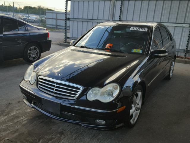 WDBRF52H36A893854 - 2006 MERCEDES-BENZ C GENERATI BLACK photo 2