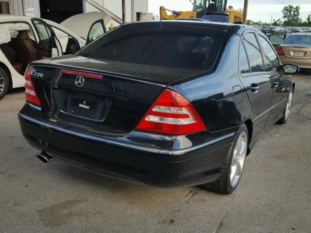 WDBRF52H36A893854 - 2006 MERCEDES-BENZ C GENERATI BLACK photo 4