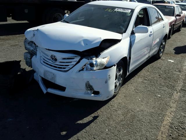 JTNBE46K273075653 - 2007 TOYOTA CAMRY NEW WHITE photo 2