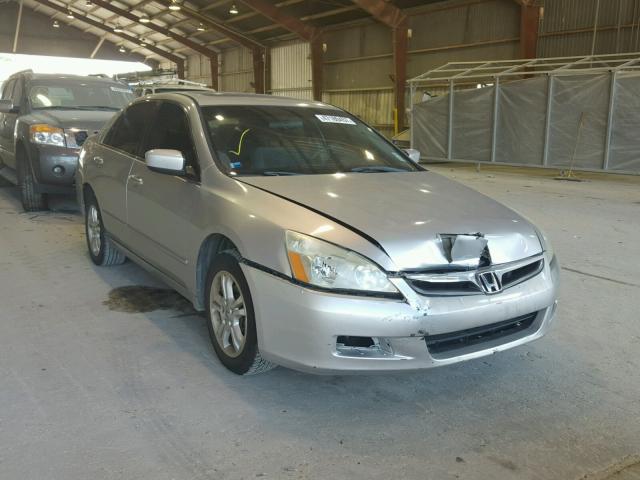 1HGCM56797A105919 - 2007 HONDA ACCORD EX SILVER photo 1