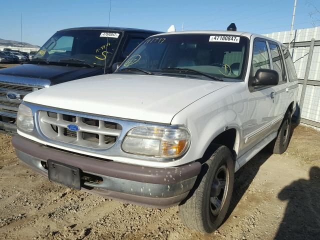 1FMDU34E4VZB45246 - 1997 FORD EXPLORER WHITE photo 2