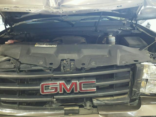 2GTEC19J181262141 - 2008 GMC SIERRA C15 BROWN photo 7