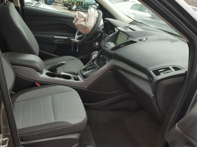 1FMCU9GX0EUC65876 - 2014 FORD ESCAPE SE 灰色 照片 5