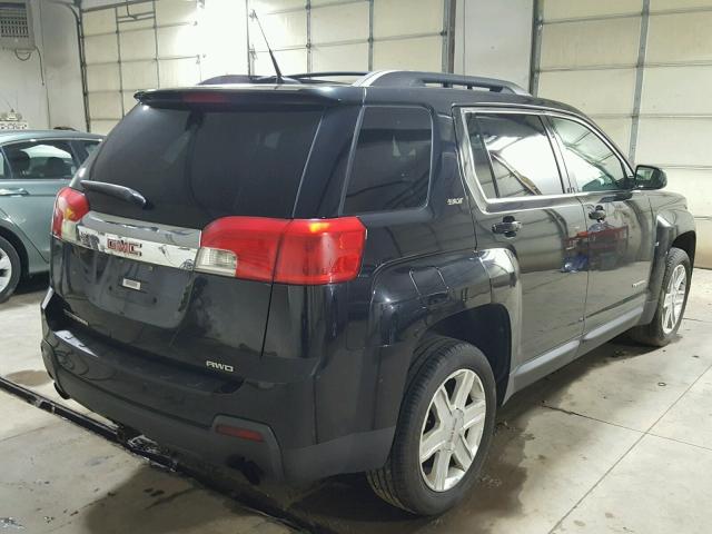 2CTFLGEY1A6225680 - 2010 GMC TERRAIN SL BLACK photo 4