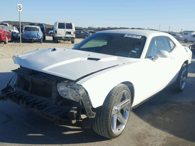 2C3CDYAG3DH562508 - 2013 DODGE CHALLENGER WHITE photo 2