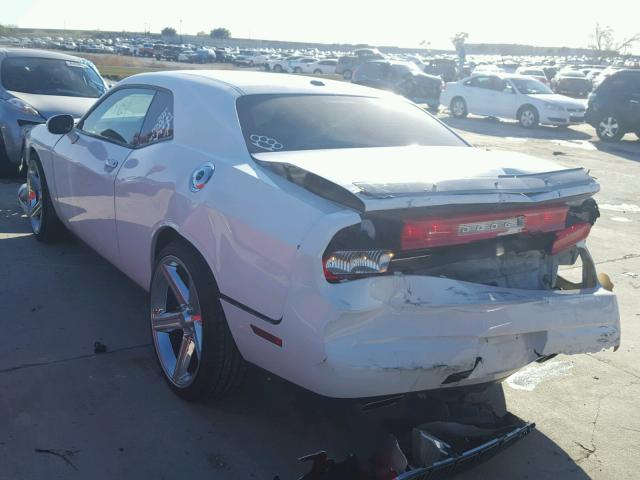 2C3CDYAG3DH562508 - 2013 DODGE CHALLENGER WHITE photo 3