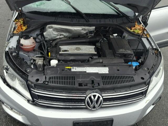 WVGBV7AX3FW509242 - 2015 VOLKSWAGEN TIGUAN S SILVER photo 7