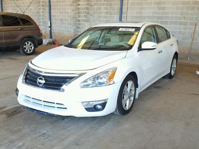 1N4AL3AP8FC272480 - 2015 NISSAN ALTIMA 2.5 WHITE photo 2