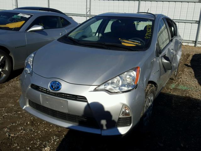 JTDKDTB3XE1568215 - 2014 TOYOTA PRIUS C SILVER photo 2