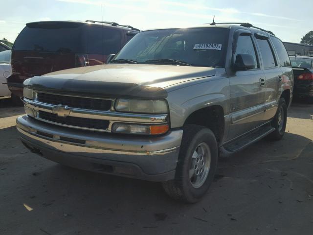 1GNEK13Z62R279105 - 2002 CHEVROLET TAHOE K150 BEIGE photo 2