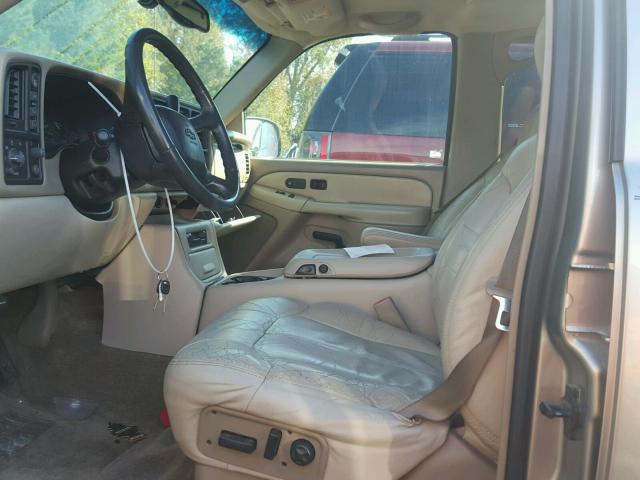 1GNEK13Z62R279105 - 2002 CHEVROLET TAHOE K150 BEIGE photo 5