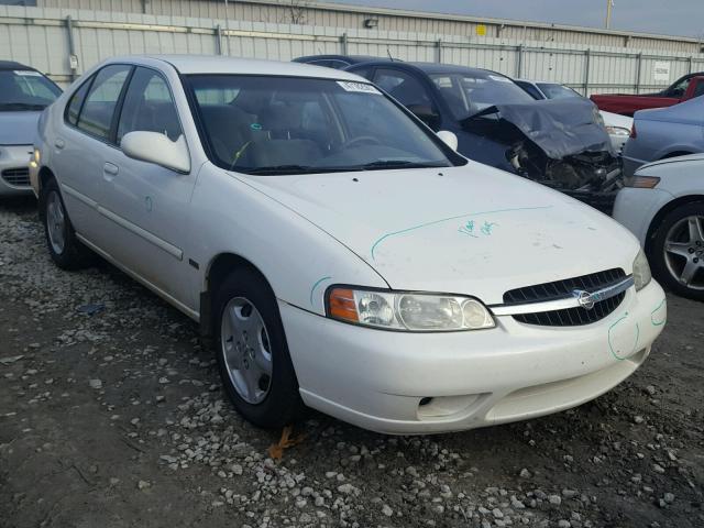 1N4DL01DX1C214476 - 2001 NISSAN ALTIMA XE WHITE photo 1