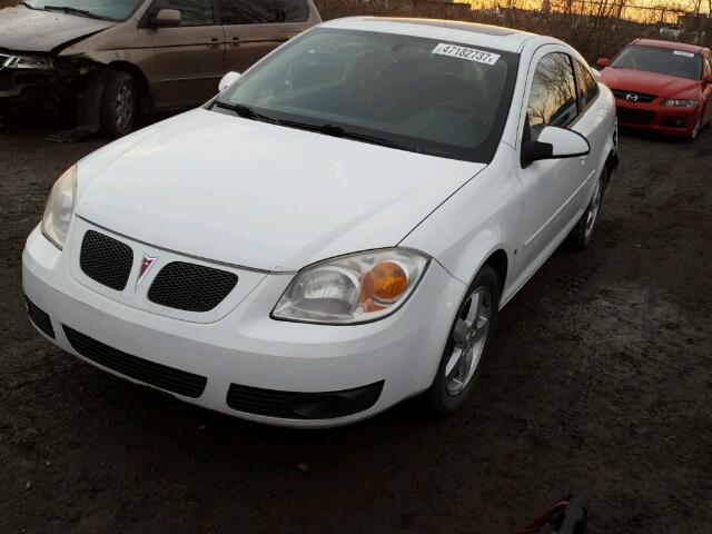 1G2AL15F067843229 - 2006 PONTIAC PURSUIT SE WHITE photo 2