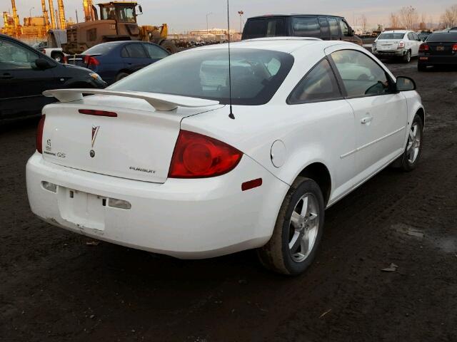 1G2AL15F067843229 - 2006 PONTIAC PURSUIT SE WHITE photo 4