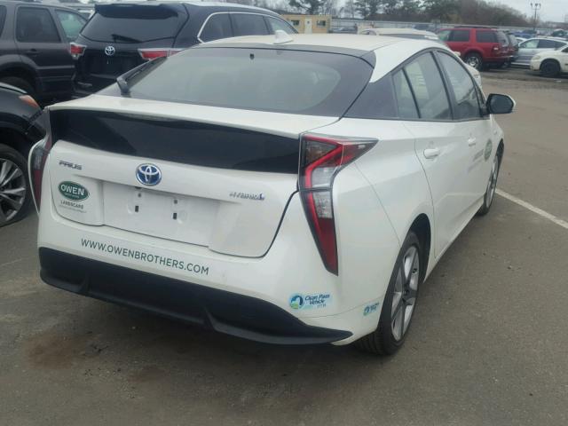 JTDKARFU0H3030629 - 2017 TOYOTA PRIUS WHITE photo 4