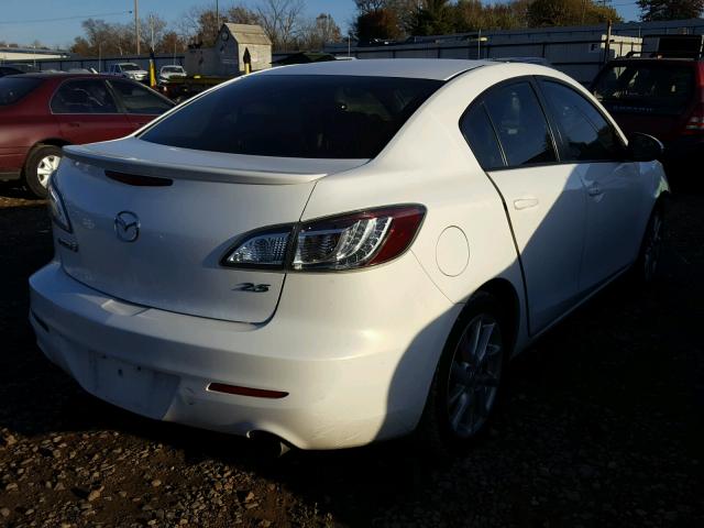 JM1BL1W59C1556413 - 2012 MAZDA 3 S WHITE photo 4