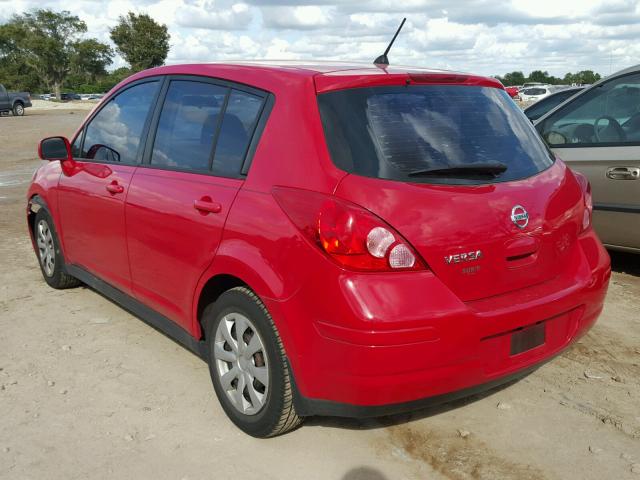 3N1BC13E07L391955 - 2007 NISSAN VERSA S RED photo 3