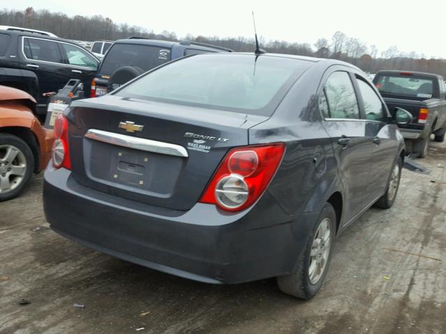 1G1JC5SH4D4159820 - 2013 CHEVROLET SONIC LT 灰色 照片 4