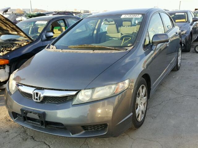 2HGFA1F53AH530350 - 2010 HONDA CIVIC LX GRAY photo 2