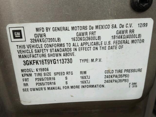 3GKFK16T9YG113730 - 2000 GMC YUKON XL K SILVER photo 10