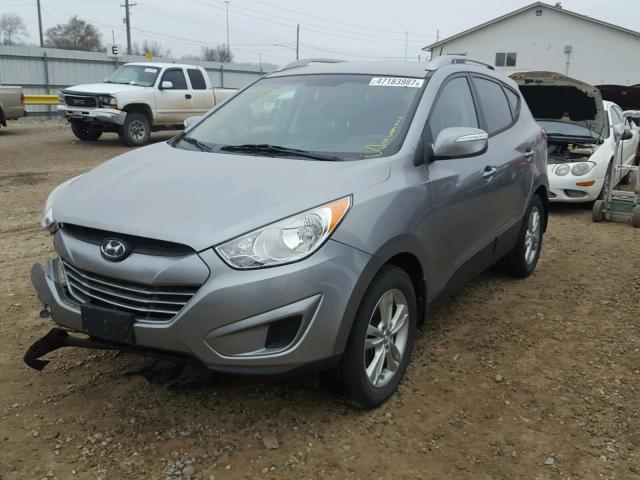 KM8JU3AC4CU346693 - 2012 HYUNDAI TUCSON GLS GRAY photo 2