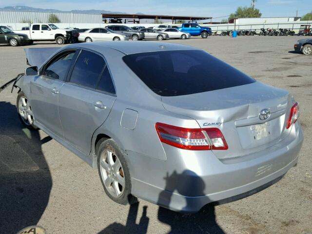 4T1BF3EK1AU038023 - 2010 TOYOTA CAMRY BASE SILVER photo 3