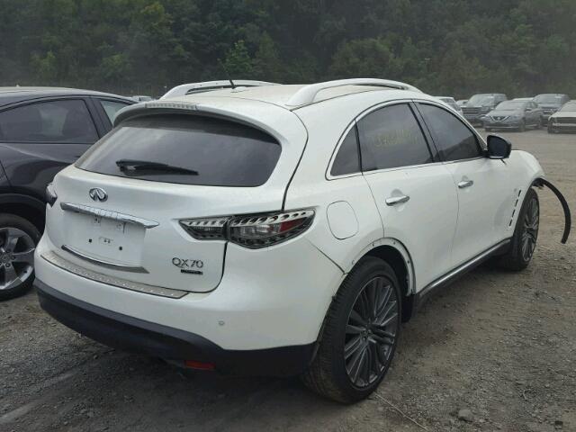 JN8CS1MW8HM411442 - 2017 INFINITI QX70 WHITE photo 4