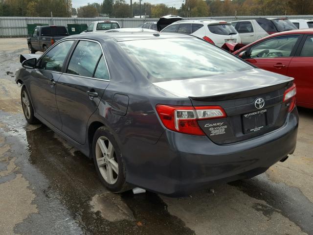 4T1BF1FK5CU115921 - 2012 TOYOTA CAMRY BASE GRAY photo 3