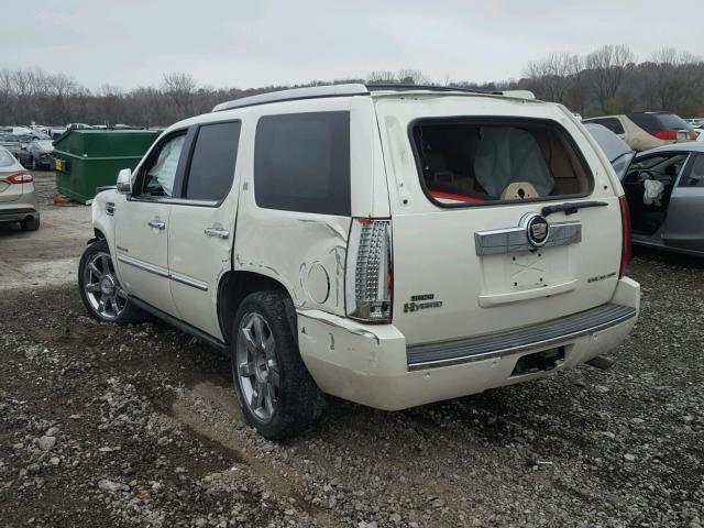 1GYUKEEJ4AR213079 - 2010 CADILLAC ESCALADE H WHITE photo 3